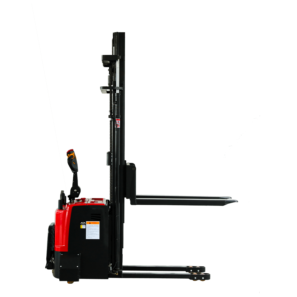  CDD-DE three-door drive stacker